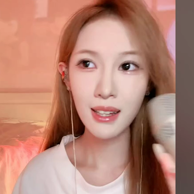 蒋灵
